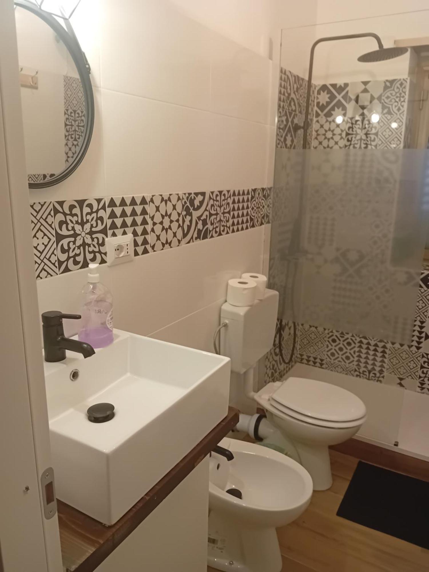 Mirti Subway Apartment Рим Екстериор снимка